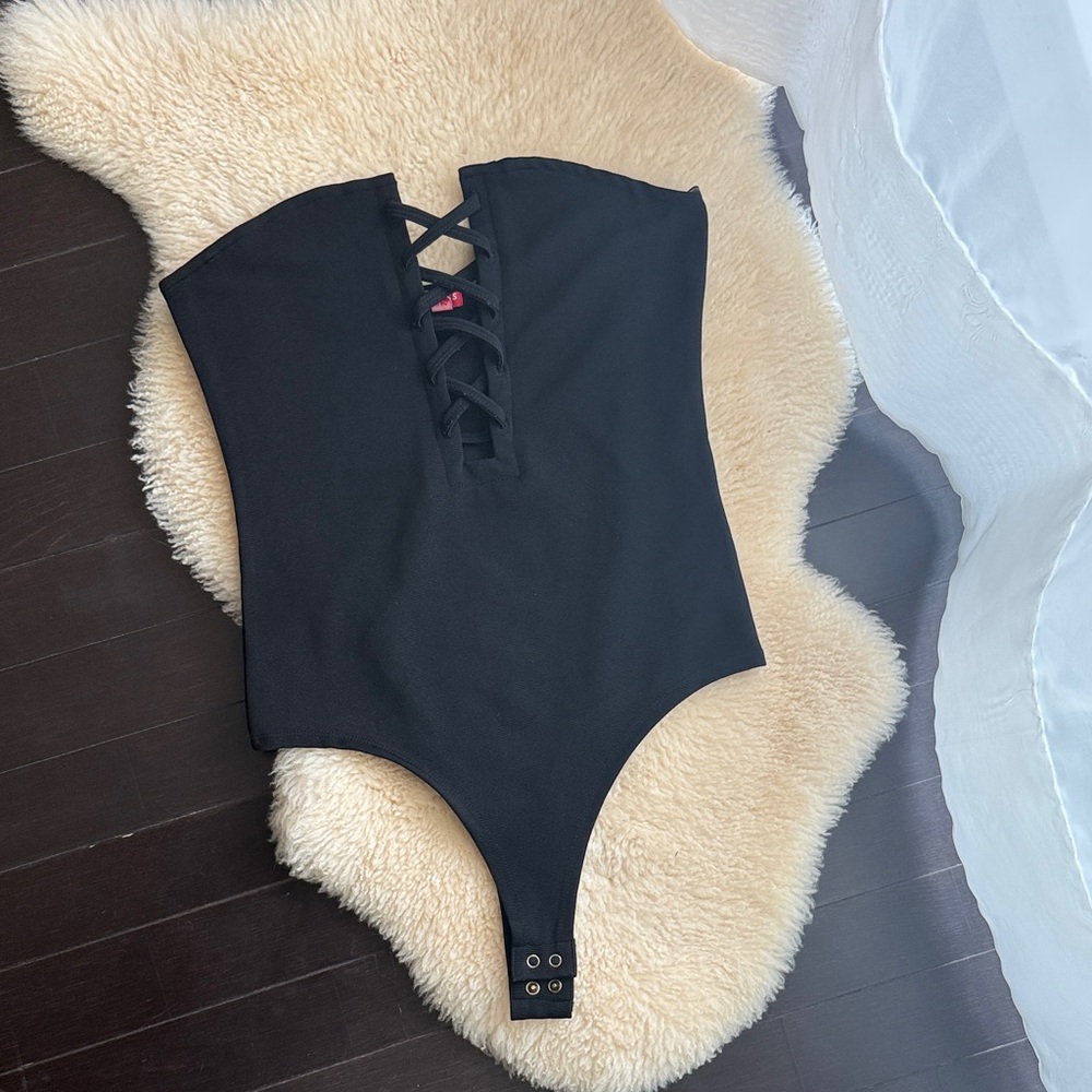 S | Guess Bodysuit